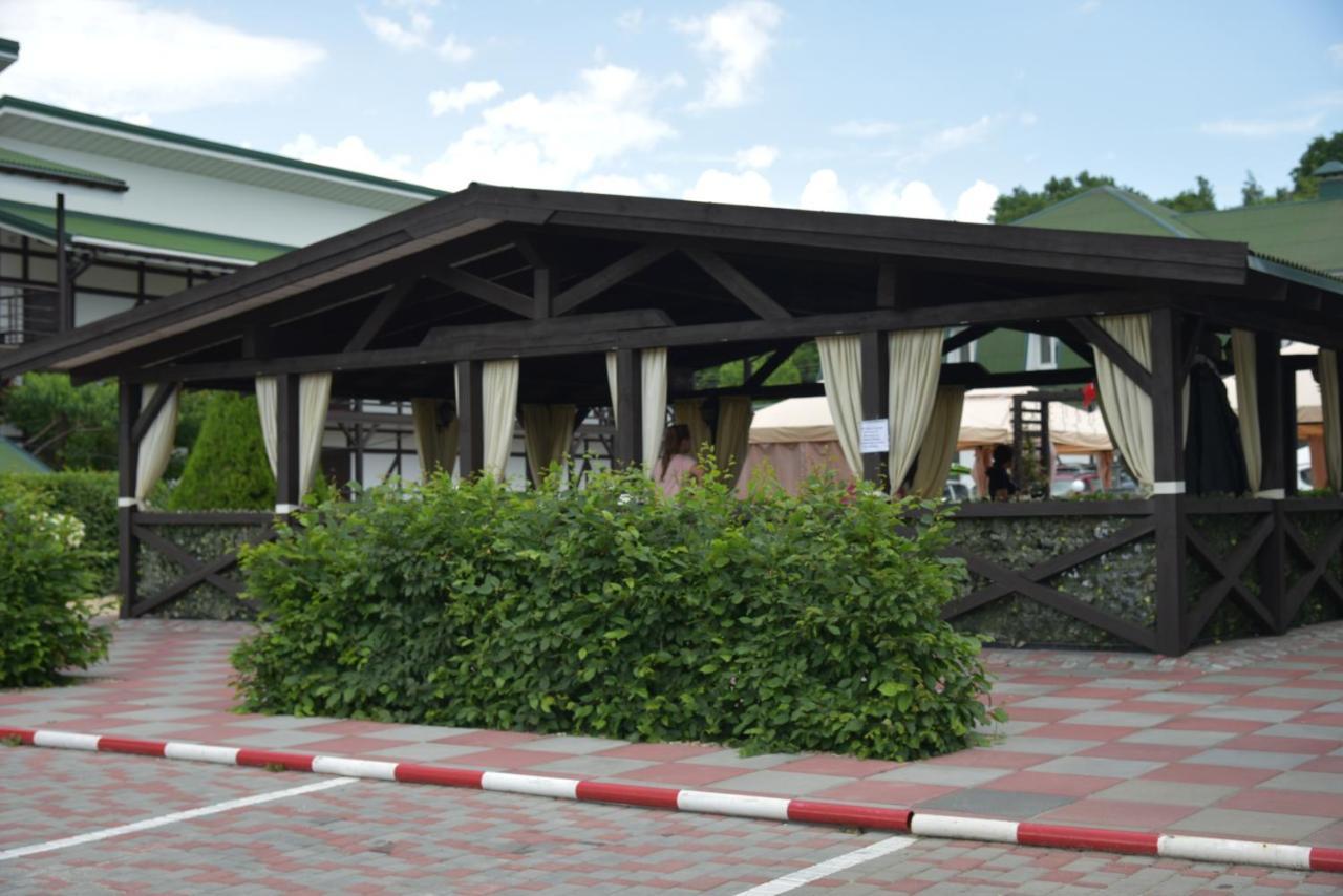 Hotel Lubenska Sloboda Olshanka Exterior photo